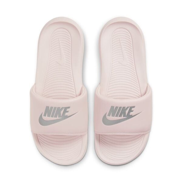 W NIKE VICTORI ONE SLIDE