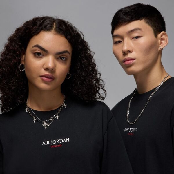 M J AIR JDN 85 CHI SS CREW