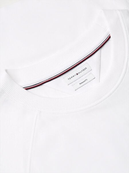 TOMMY FLAG ELEVATED TEE