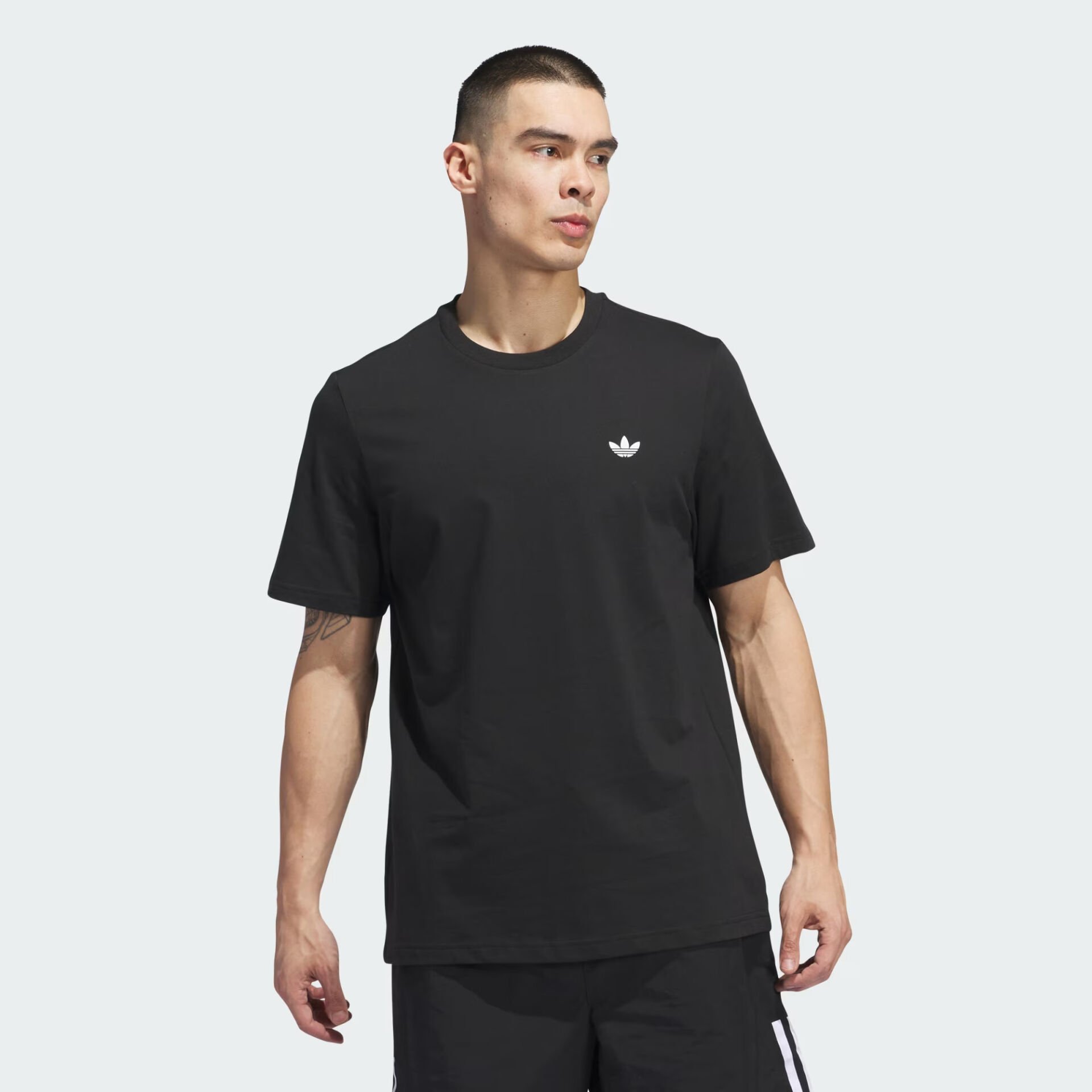 4.0 LOGO TEE        BLACK/WHITE
