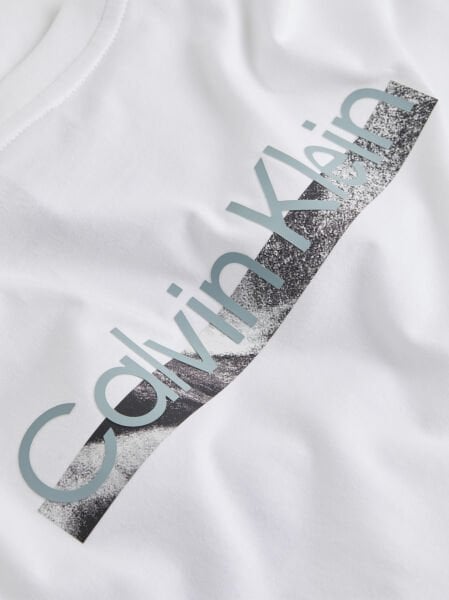 BACK LOGO GRAPHIC T-SHIRT
