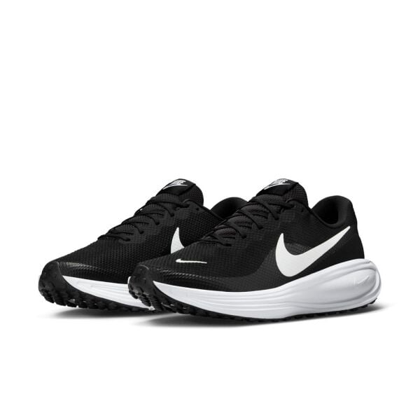 NIKE REVOLUTION 8