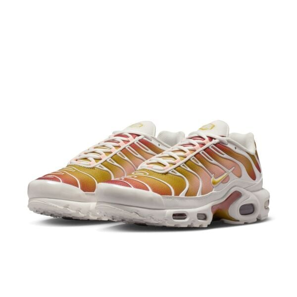 W AIR MAX PLUS