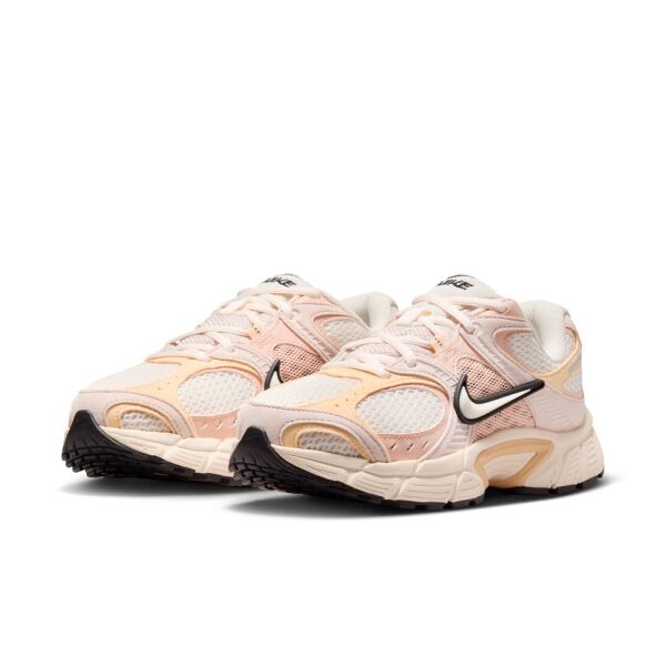 W NIKE V5 RNR