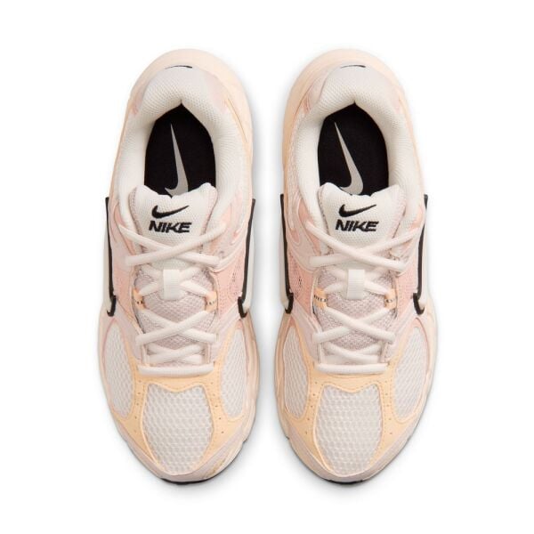W NIKE V5 RNR