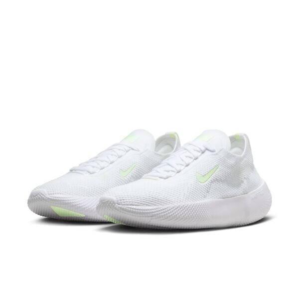 W NIKE FREE 2025