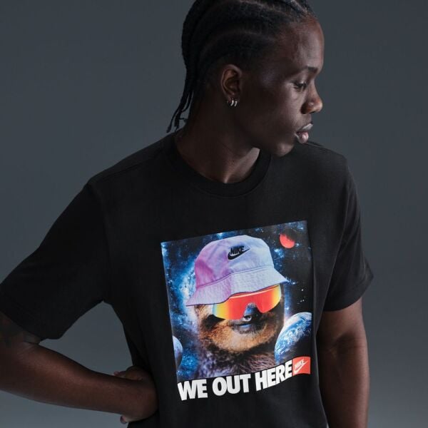 U NSW TEE OC PHOTO 1