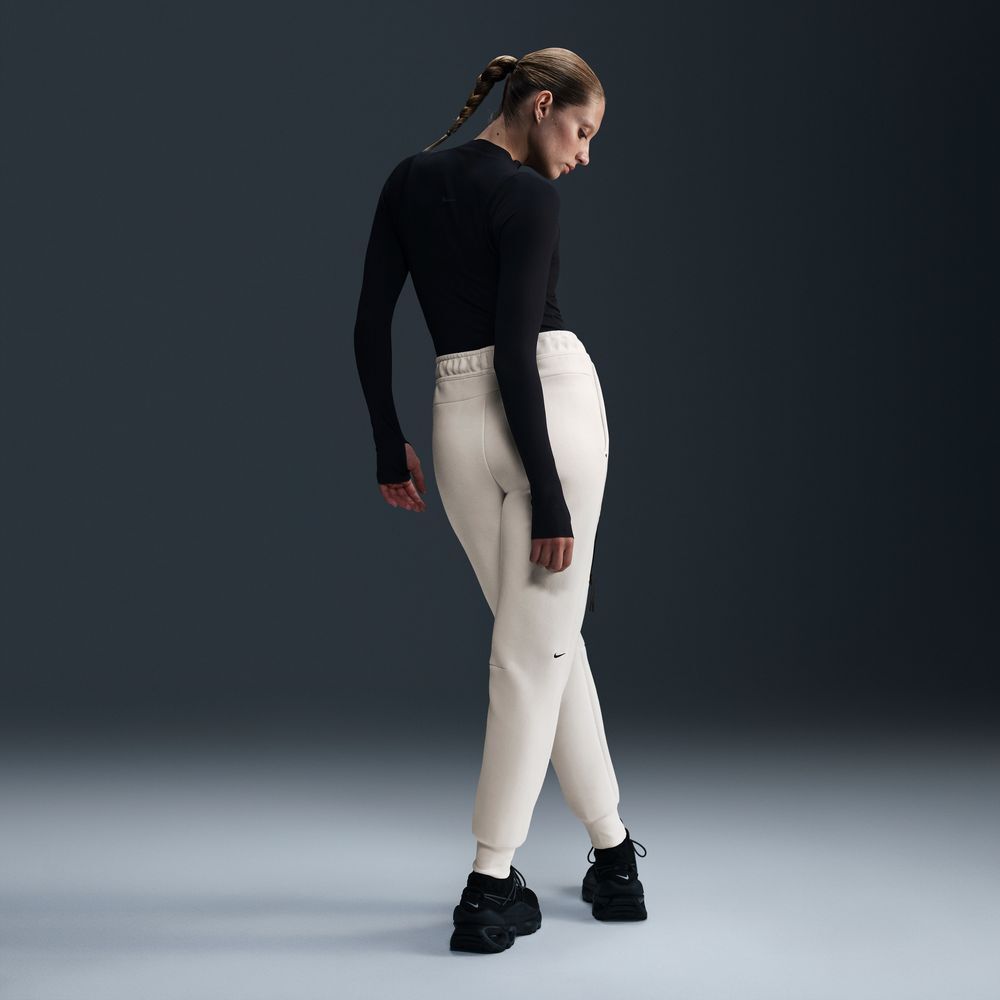 W NSW TCH FLC MR JGGER 2