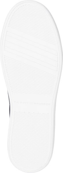 ESSENTIAL CHIC COURT SNEAKER