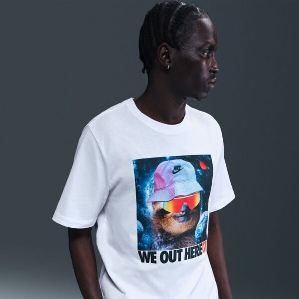 U NSW TEE OC PHOTO 1