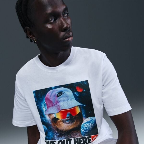 U NSW TEE OC PHOTO 1