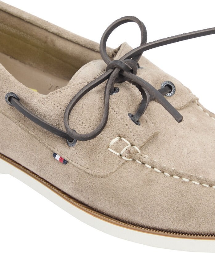 TH BOAT SHOE CORE SUEDE