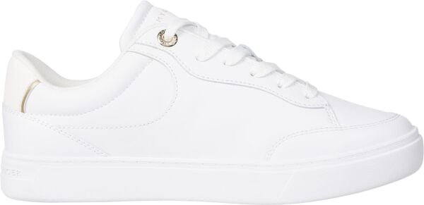 ESSENTIAL CHIC COURT SNEAKER