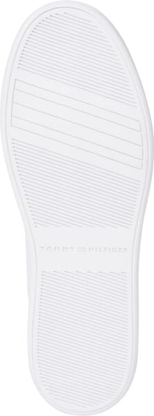 ESSENTIAL CHIC COURT SNEAKER
