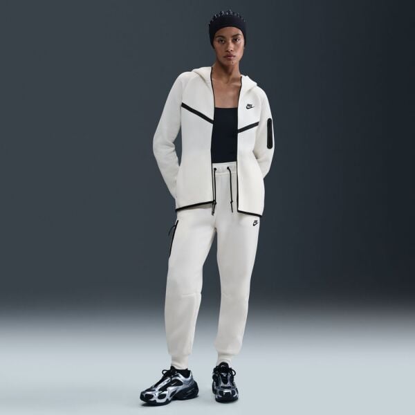 W NSW TCH FLC WR FZ HDY 2