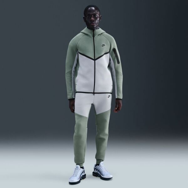 M NK TCH FLC FZ WR HOODIE