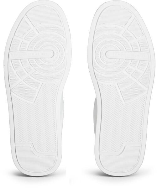 TH COURT LTH DETAIL ESS