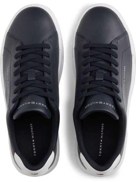 TH COURT LTH DETAIL ESS