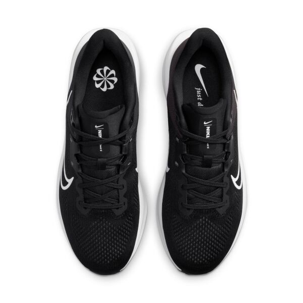NIKE QUEST 6