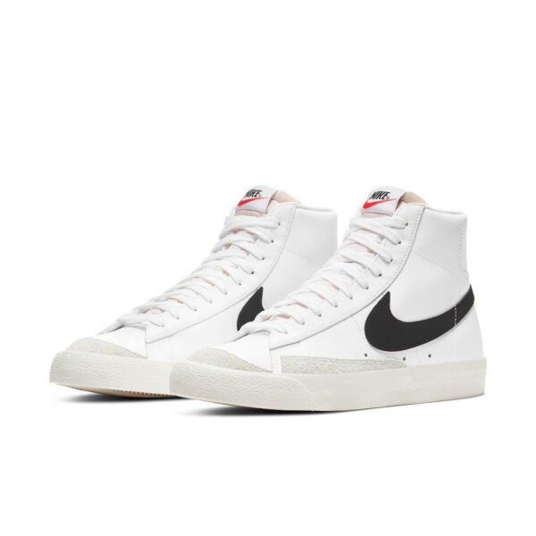 BLAZER MID 77 VNTG