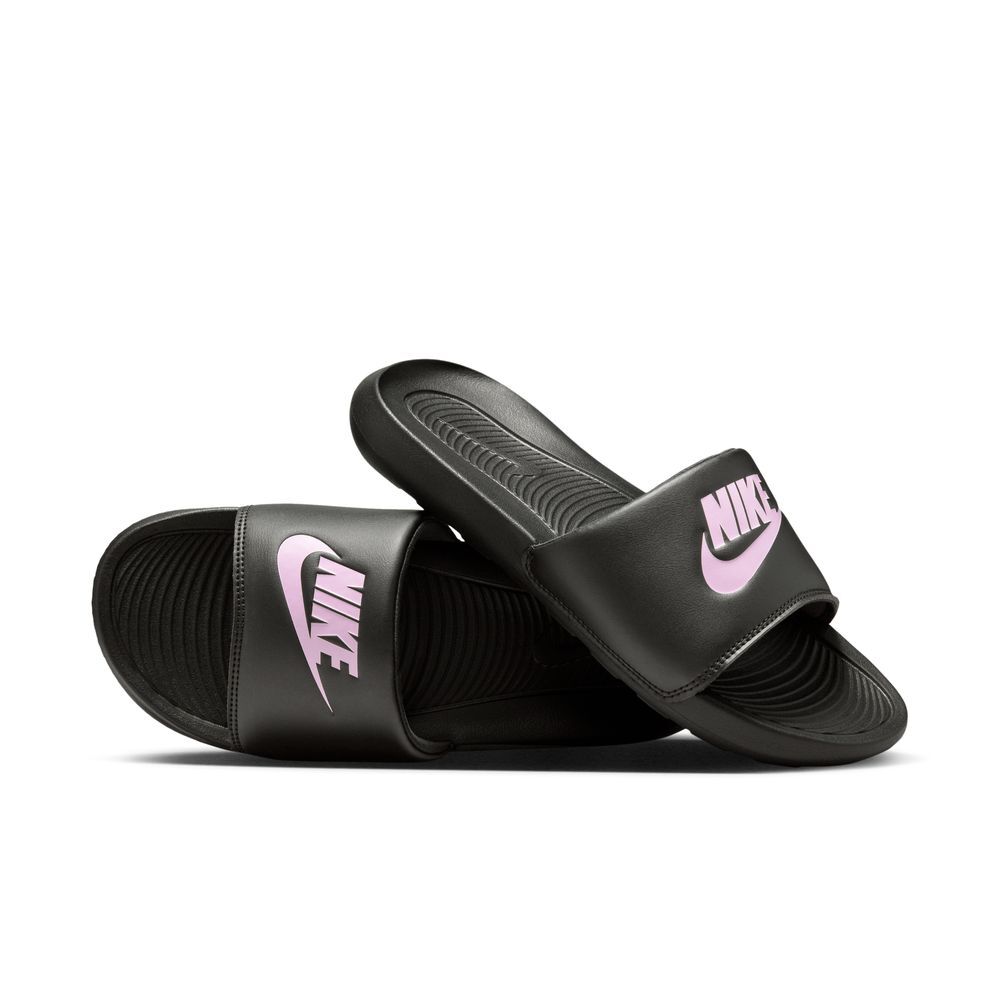 W NIKE VICTORI ONE SLIDE