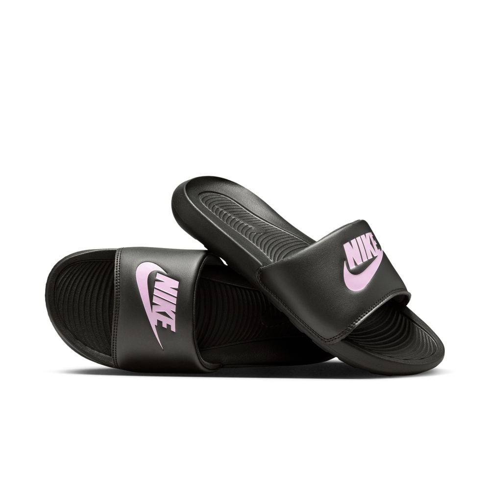 W NIKE VICTORI ONE SLIDE