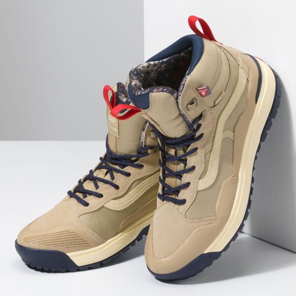 UA UltraRange EXO Hi MTE-2