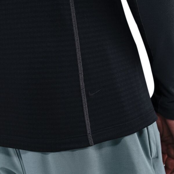 M NK TCH PRO LAYER LS TOP