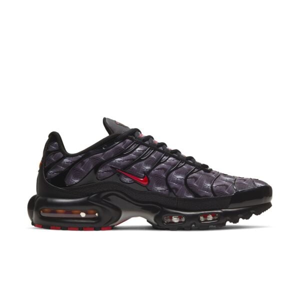 NIKE AIR MAX PLUS