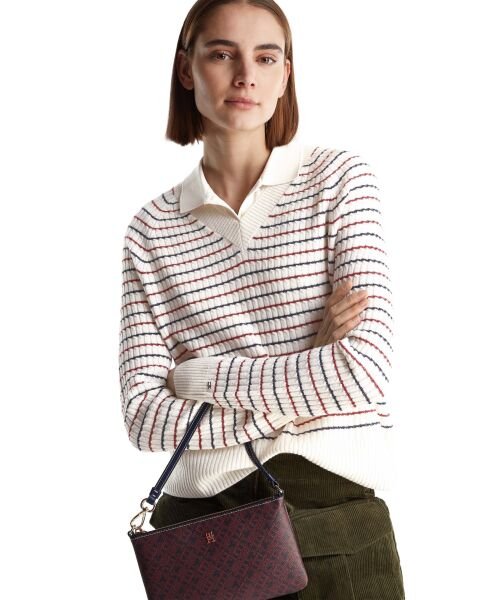 WOOL CASH CABLE V-NK LS SWT