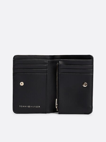 TH HERITAGE SLIM MED WALLET