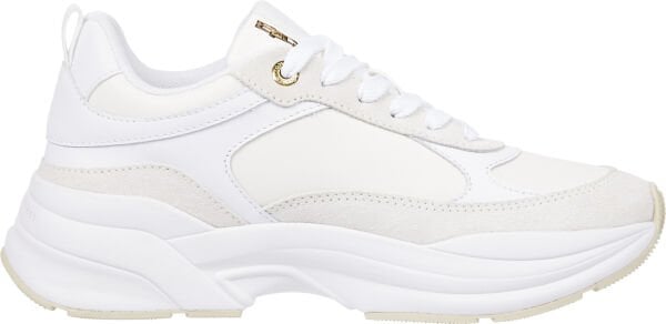 TH CHUNKY FEMININE RUNNER