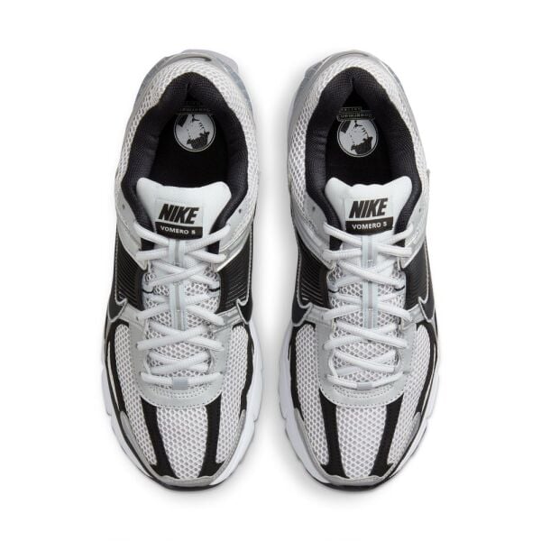 NIKE ZOOM VOMERO 5