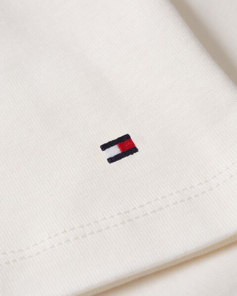 GOLD BUTTON MDRN C-NK SS TEE