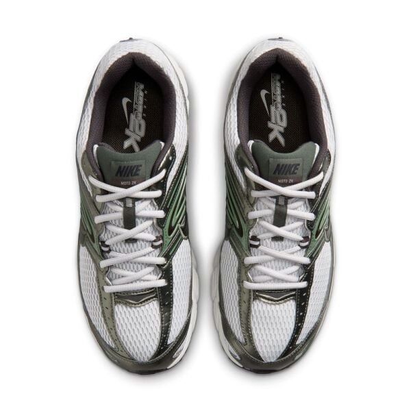 NIKE AIR MAX MOTO 2K