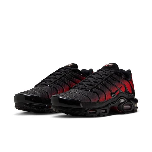 NIKE AIR MAX PLUS